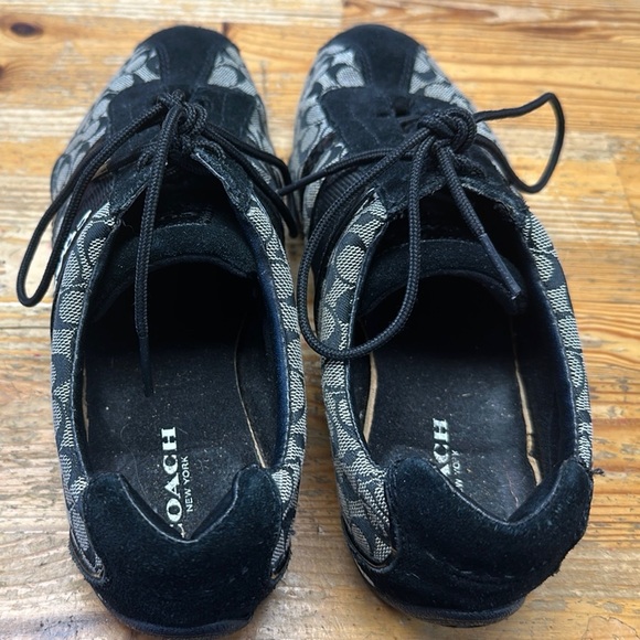 Coach Black and Gray Sneakers Sleek Low-Top Design - Picture 6 of 6